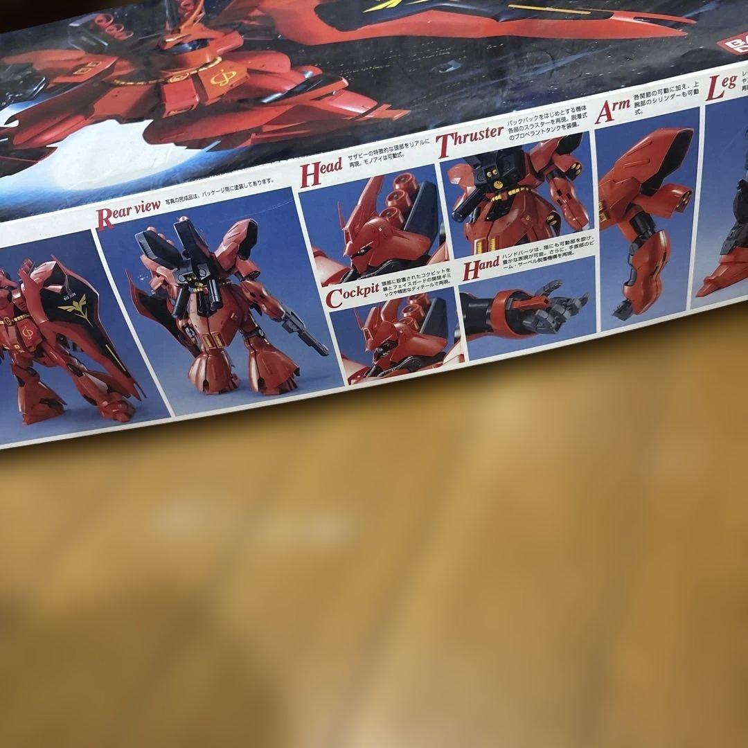新品　BANDAI MSN-04 SAZABI ガンプラ 未組立