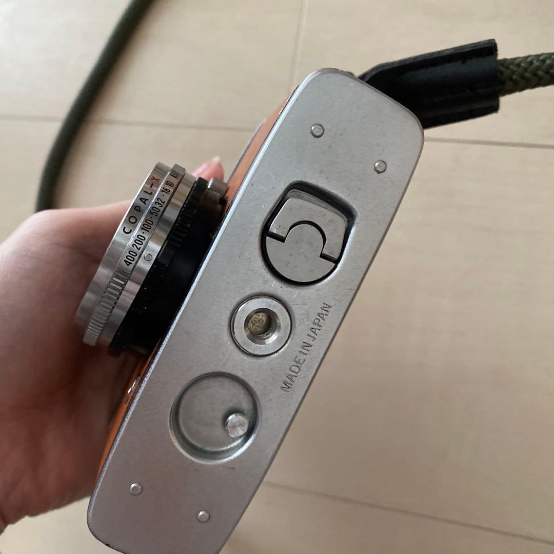 OLYMPUS コンパクトフィルムカメラ E.Zuikoレンズ　ストラップ付き