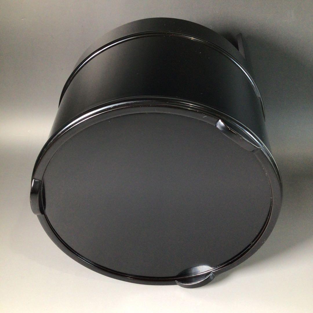 Ｓ９３　水指　『塗師　川瀬表完作』『黒真塗』『手桶水指』　共箱　茶道具