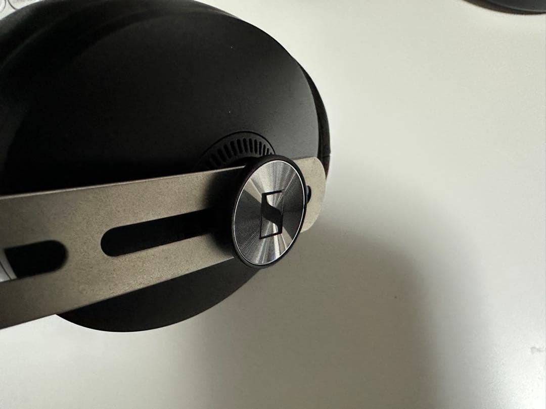 ヘッドホン Sennheiser bluetooth MOMENTUM3