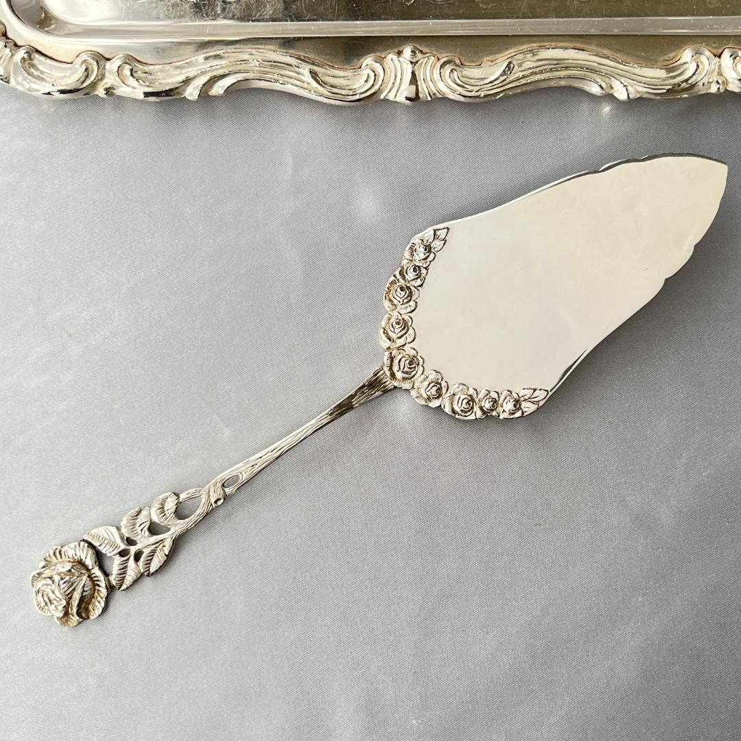 【ANTIKO】 薔薇のケーキサーバー【純銀】ヒルデスハイムローズ 21cm