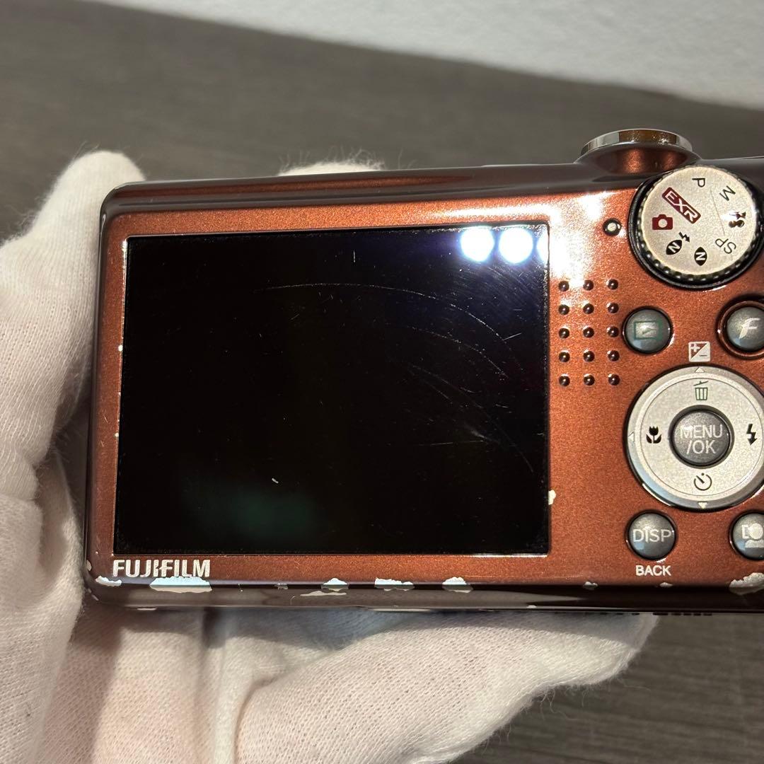 FUJIFILM FINEPIX F70 EXR デジタルカメラ