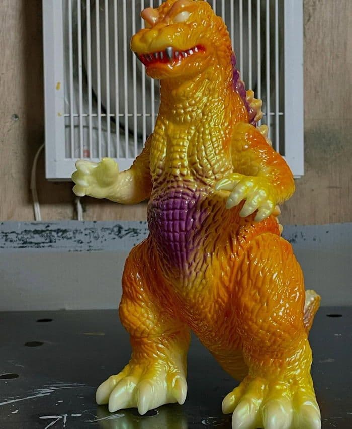 M1号　スーパーフェスティバル　ハロウィン　GMKゴジラ　蓄光　ソフビ