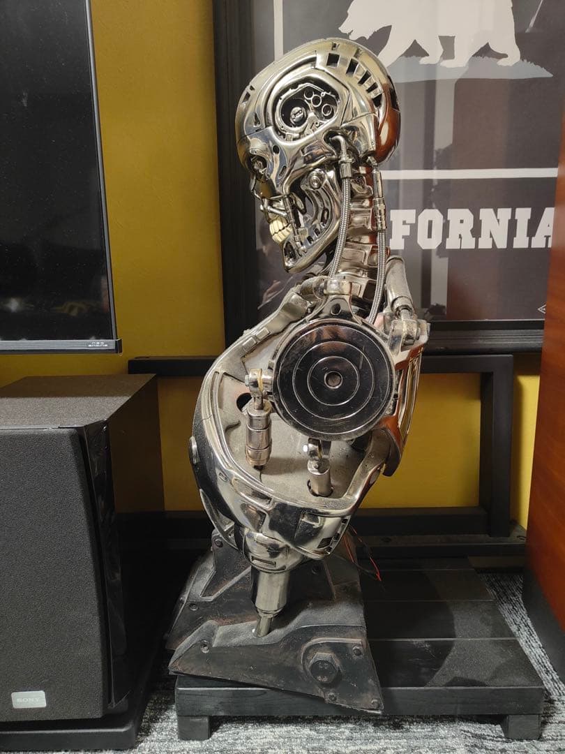 スタチュー 特注製作品 　ターミネーター　特大　フィギュア　アメコミ　ゴジラ