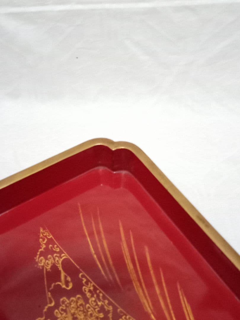 古い お膳 金彩 木製 四足 鶴亀柄 朱塗 漆器 アンティーク