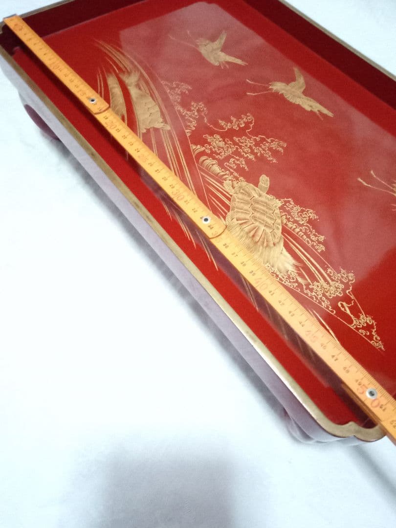 古い お膳 金彩 木製 四足 鶴亀柄 朱塗 漆器 アンティーク