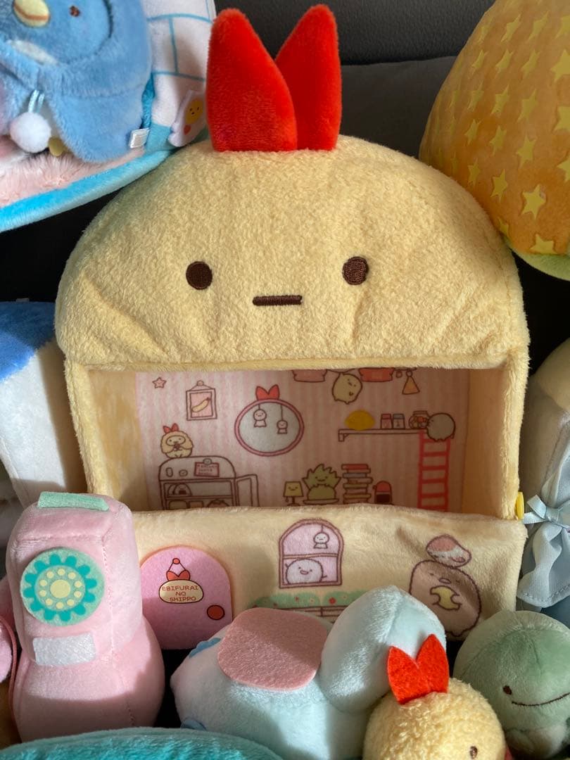 すみっこぐらし 手のりぬいぐるみ、ドールハウス まとめ売り