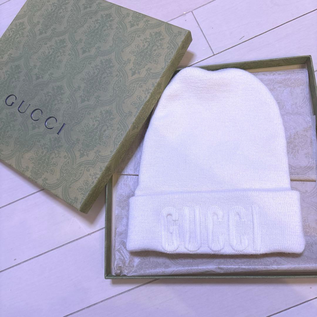 GUCCI ニット帽　箱入り