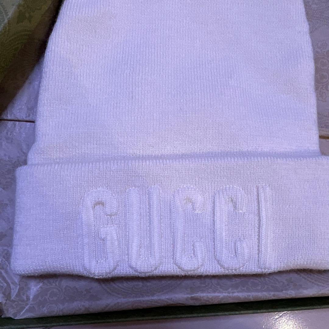 GUCCI ニット帽　箱入り