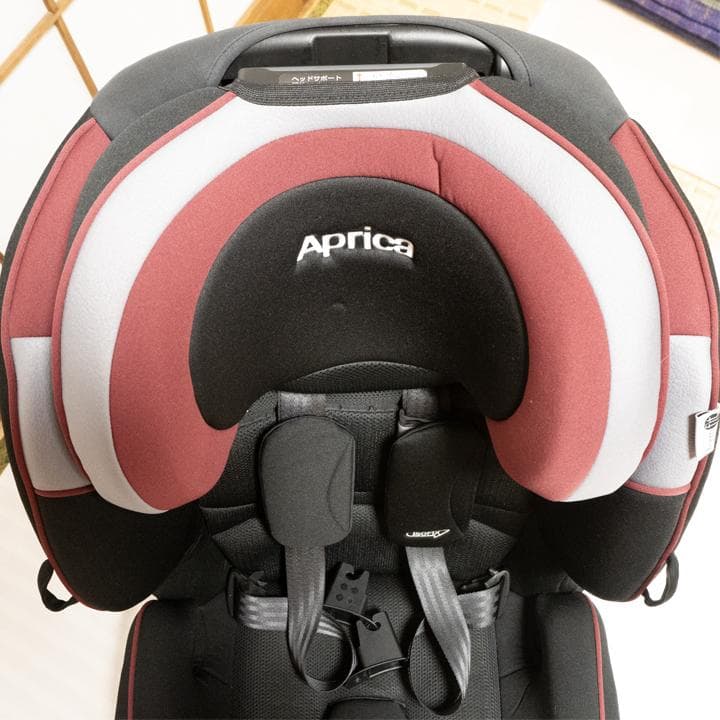 Aprica フォームフィット ISOFIX 付属品完備 保護マット付