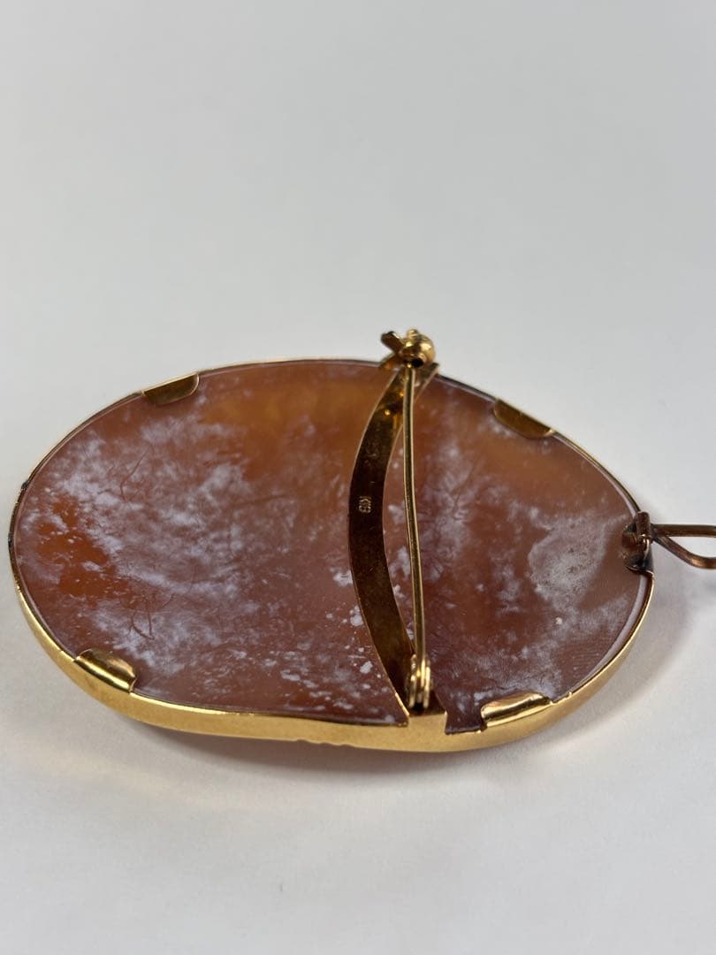 k18シェルカメオ　ペンダントトップ　ブローチ　2way