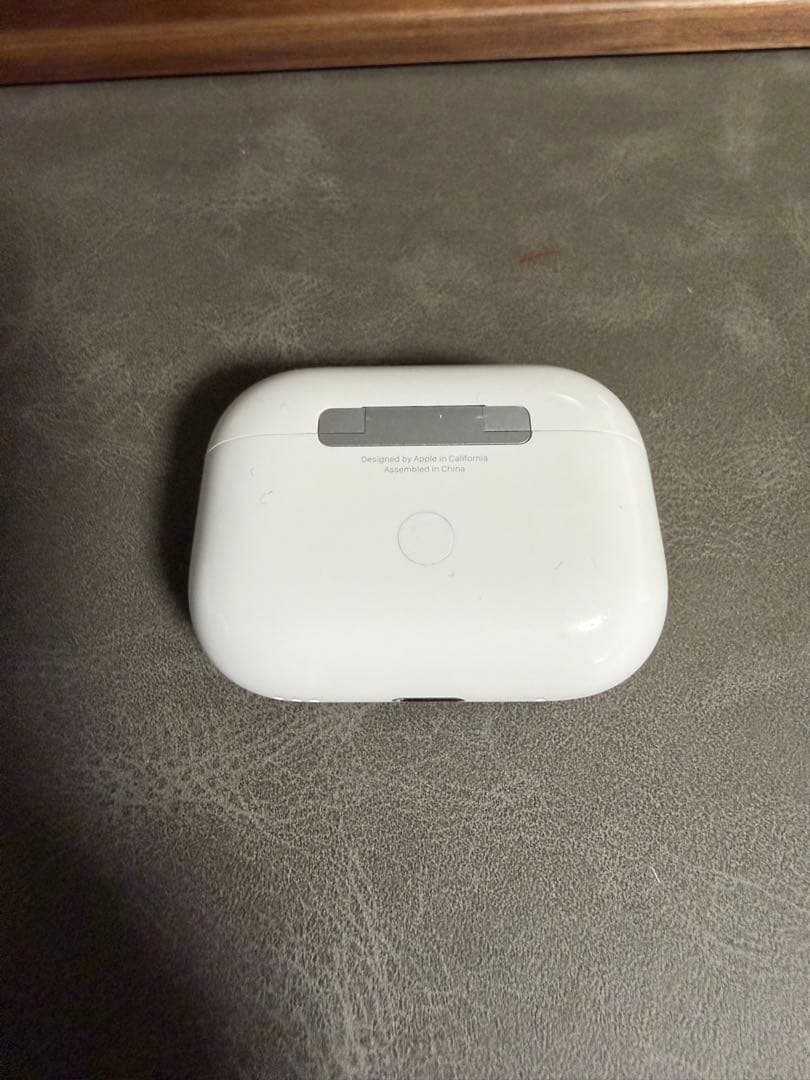 AirPods Pro2（第2世代）本体 Lightningケーブル