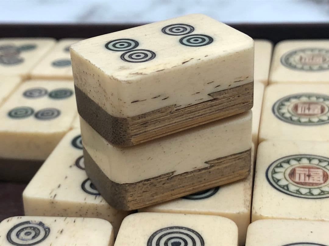 値下げ！麻雀牌　中国美術　唐木箱　背竹　骨牌　骨董品　アンティーク　年代物　希少