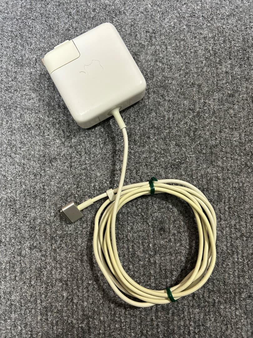 MacBook Air 2014 8Gb 256GbSSD 11インチ USキー