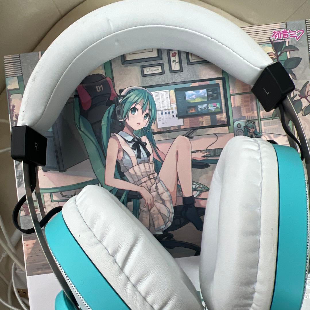 Thermaltake Pulse G100 初音ミク ヘッドセット