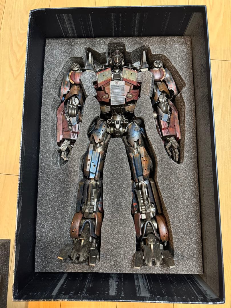 bambaland限定版　ThreeA 3A クラシックオプティマスプライム