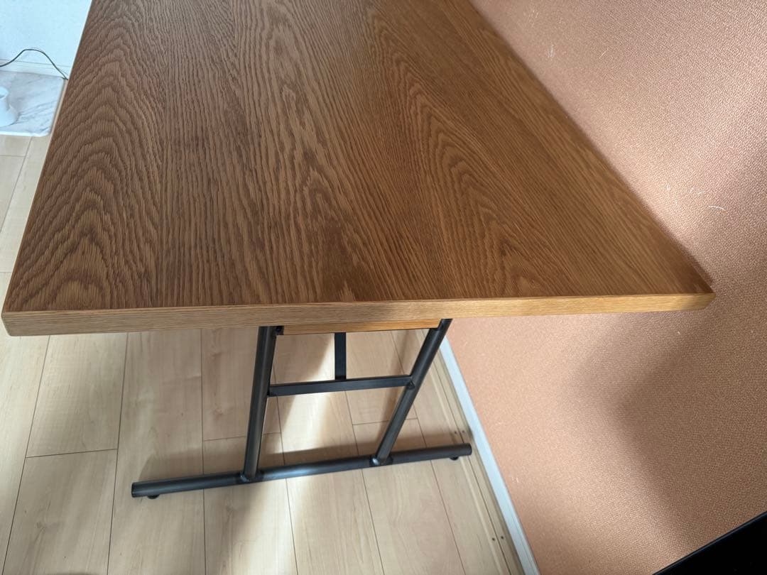 大幅値下げ‼️木製ダイニングテーブル〔引取限定）