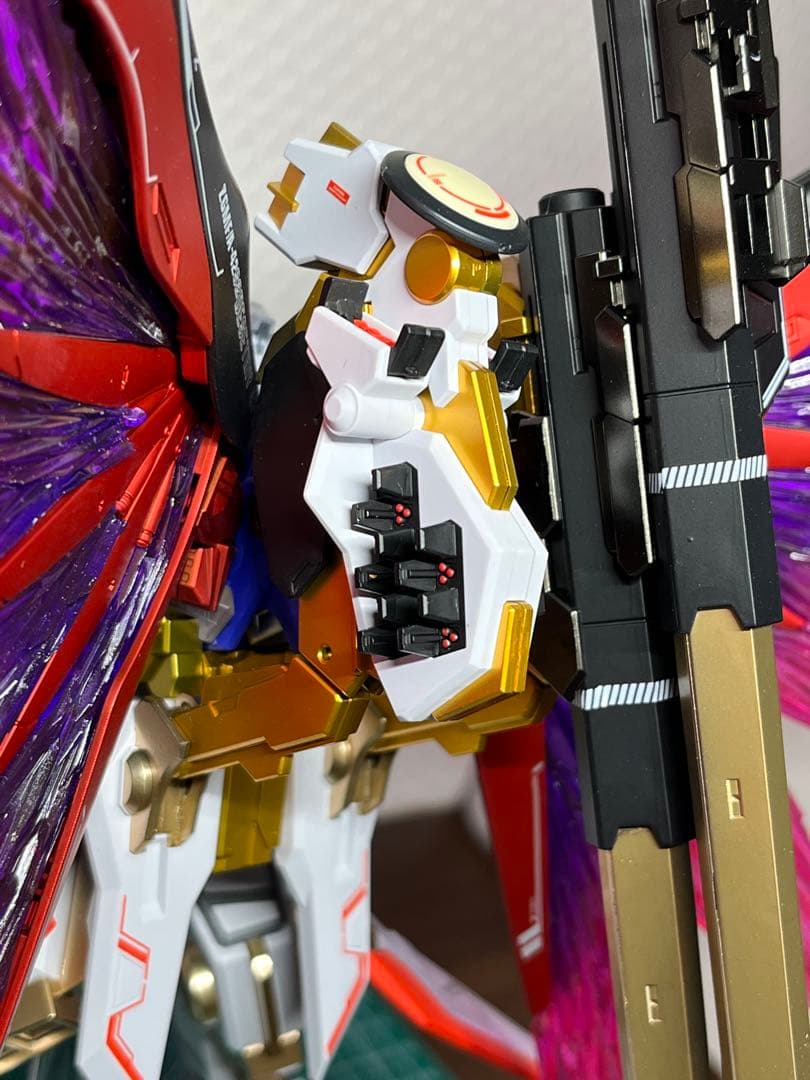 hgデスティニーガンダム SpecII ゼウスシルエット&光の翼•最終値下げ