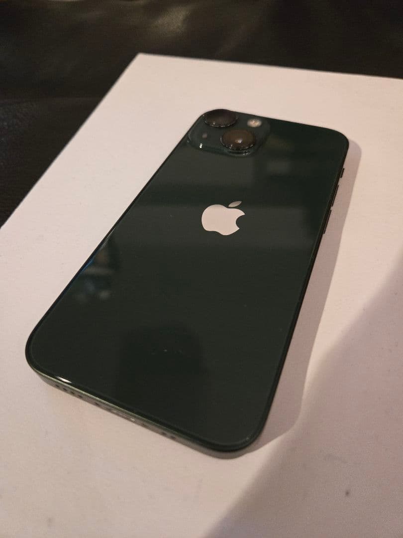 iPhone 13 mini 256gb バッテリー容量 88%　simフリー