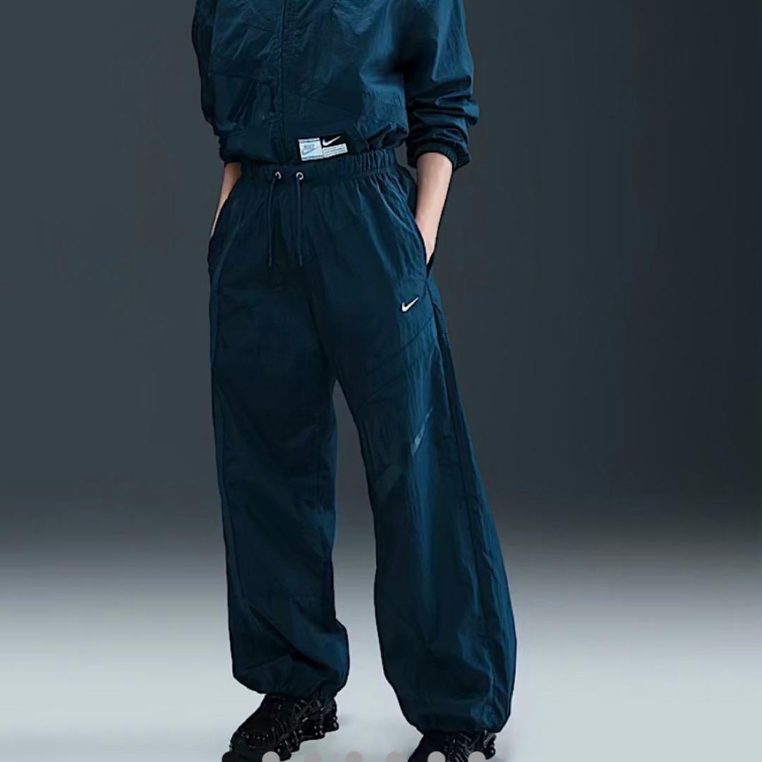 NIKE アーモリーネイビー　オープンヘムパンツ