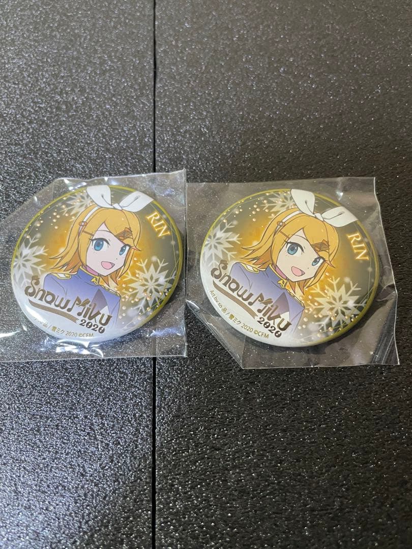 ❣️✨ MIKU 2020雪ミク2020 缶バッジコレクション10点✨❣️