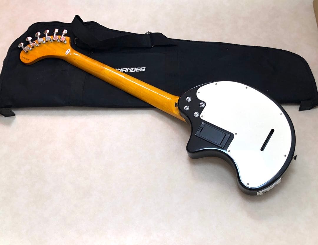 【超美品】ZO-3 ST BLK アンプ内蔵ミニギター 専用ケース付 ぞうさん