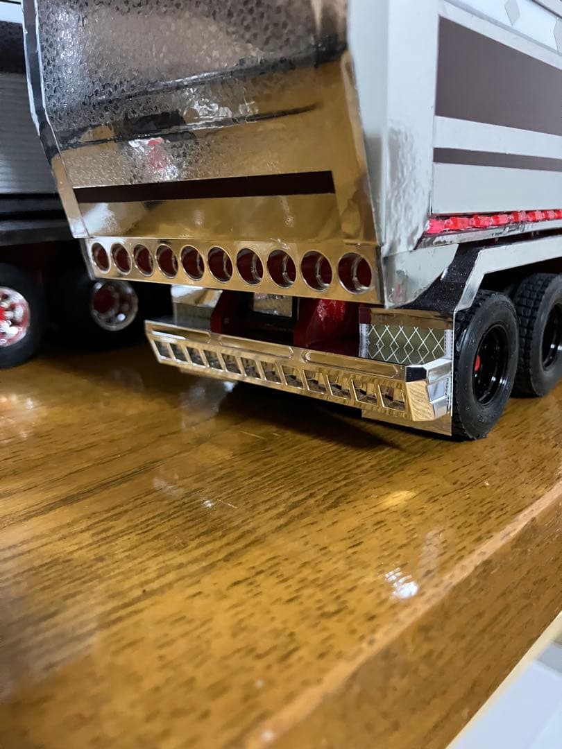 プロフィア、デカ箱ダンプ、デコトラ、完成品1／32