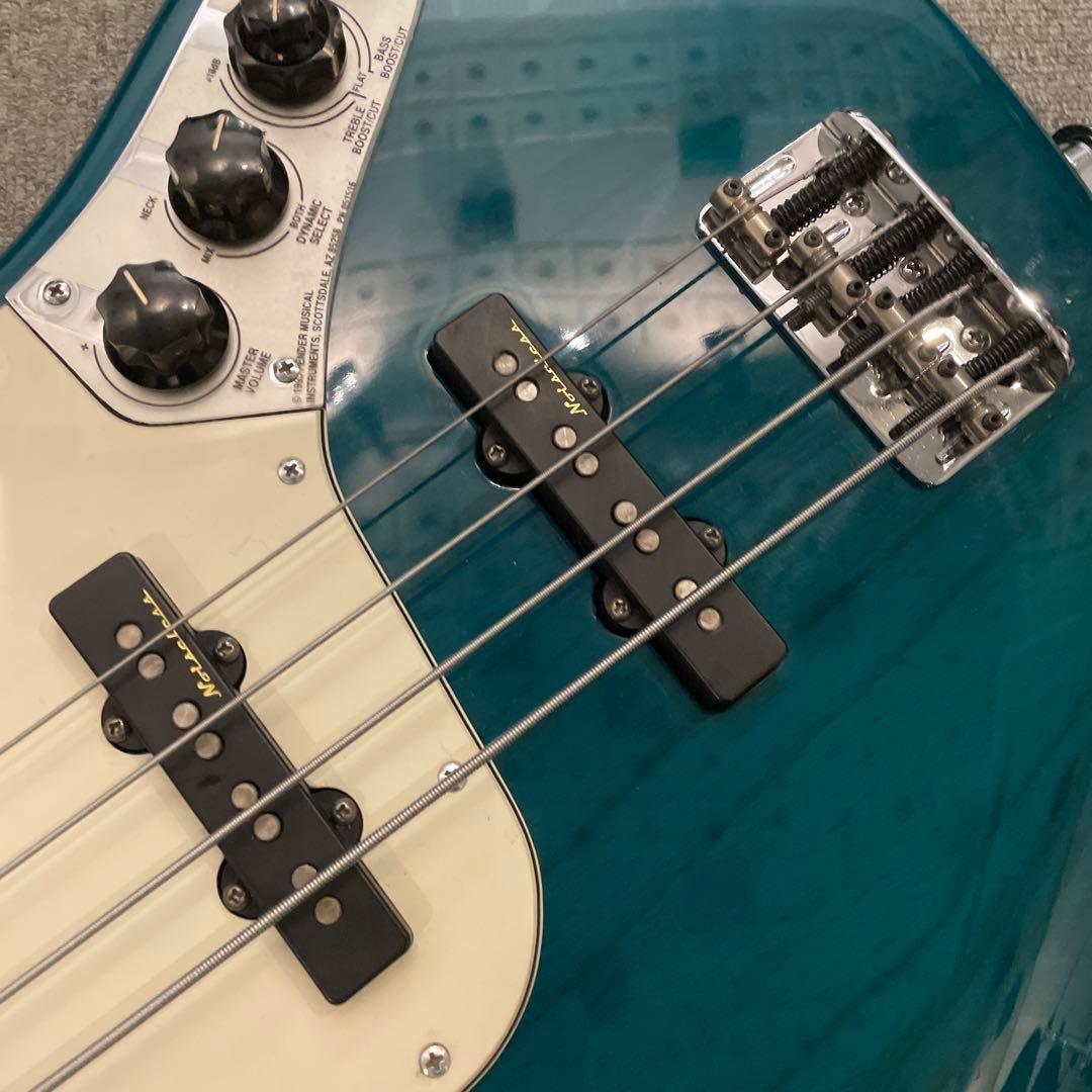 フェンダー USA Ultra Jazz Bass Ultraburst 難あり
