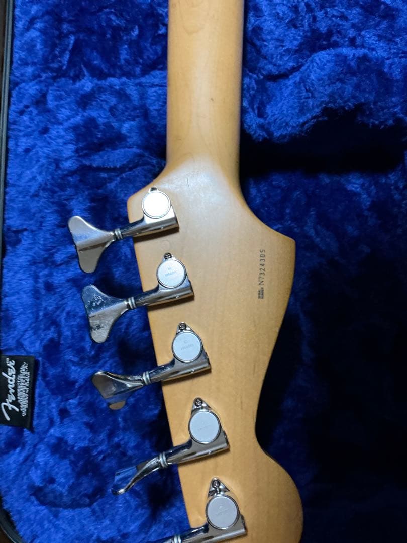 ベース Fender American Deluxe Jazz Bass V