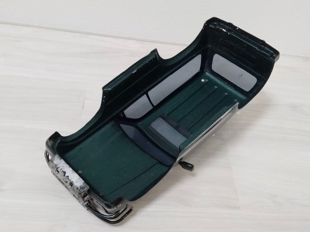 送料込中古ジャンク　トヨタランドクルーザーランクル80ボディ京商エンジンラジコン