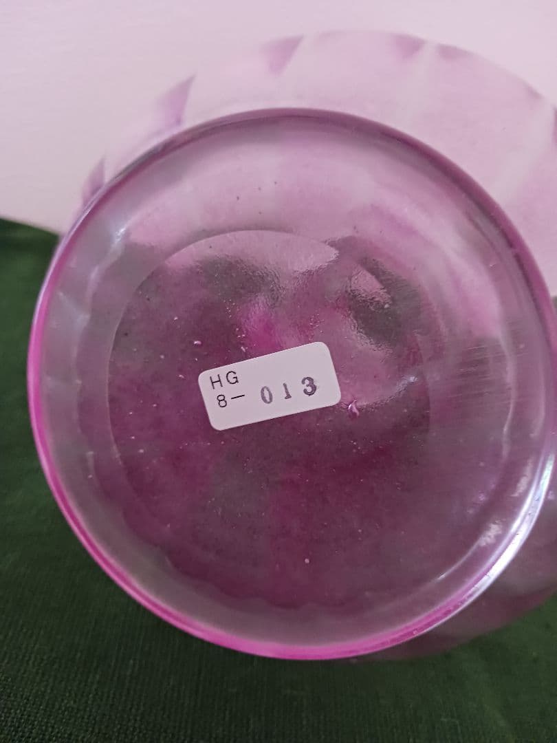 ハンドル付きガラスフラワーベース