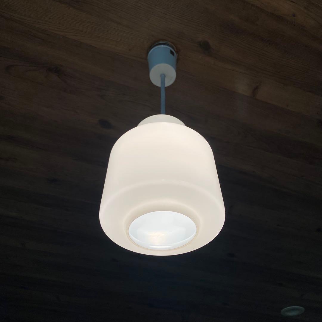 昭和レトロ　北欧風　ペンダントライト　ナショナル　乳白ガラス　照明