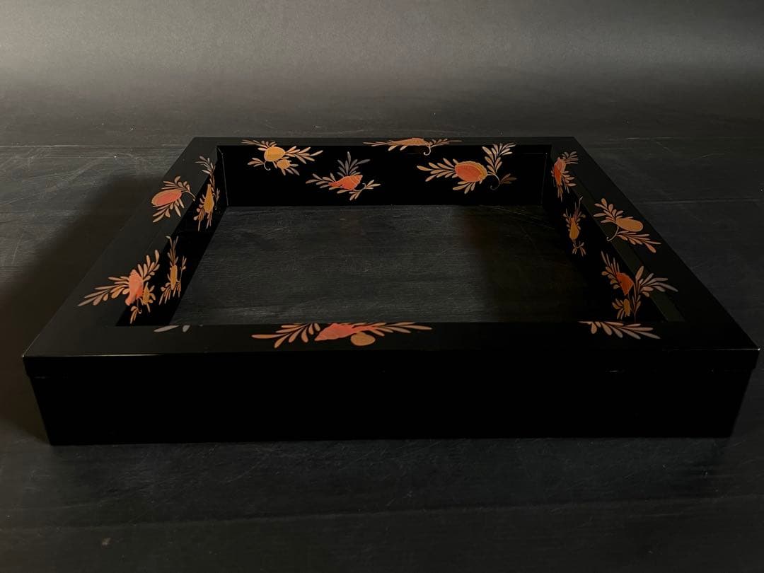 「母」 海松貝 蒔絵 真塗 炉縁 平安蒔絵師 一瓢斎 共箱 茶道具（113D①）