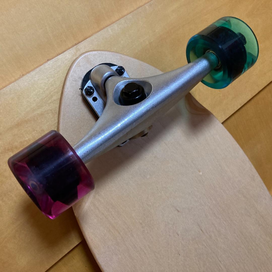 31.5インチ セミロング クルーザー サーフスケートボード 2カラーウィール