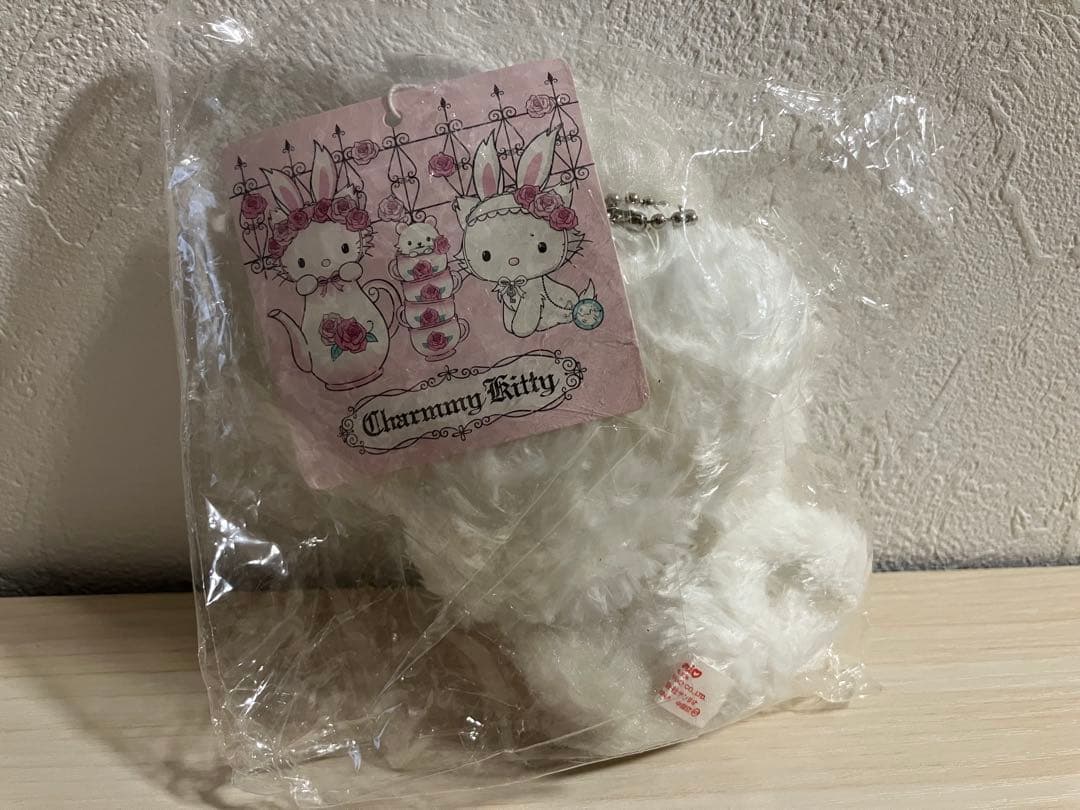 希少　未使用サンリオ　チャーミーキティ　うさ耳マスコット