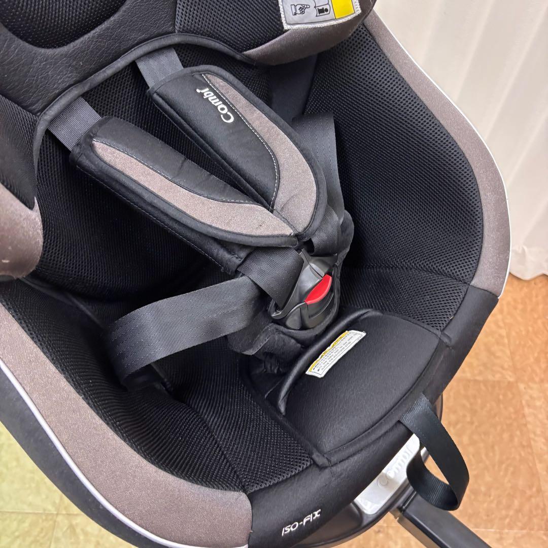 クリーニング済　☆綺麗☆　コンビ　クルムーヴ　ISOFIX 　ブラック