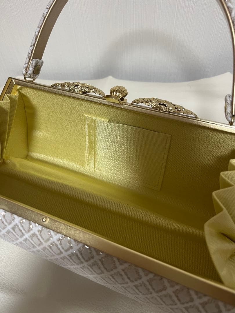 振り袖　バッグ草履セット　ホワイトゴールド