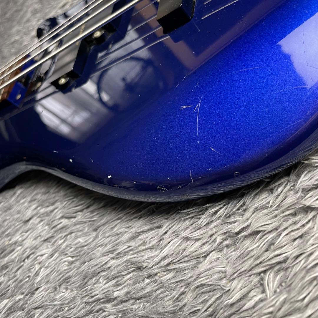 ベース Fernandes FRB-55