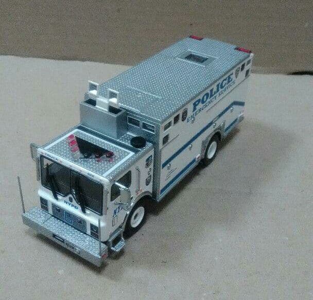 CODE3　NYPD ESU  1/64 絶版品　その3 激レア