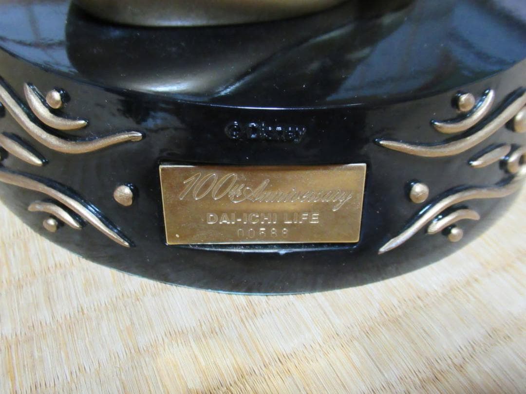 非売品 2002年◆第一生命創立100周年 時計付きミッキーの置物とピンズボール