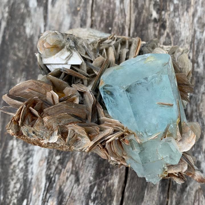 アクアマリン マスコバイト 鉱物 標本 原石