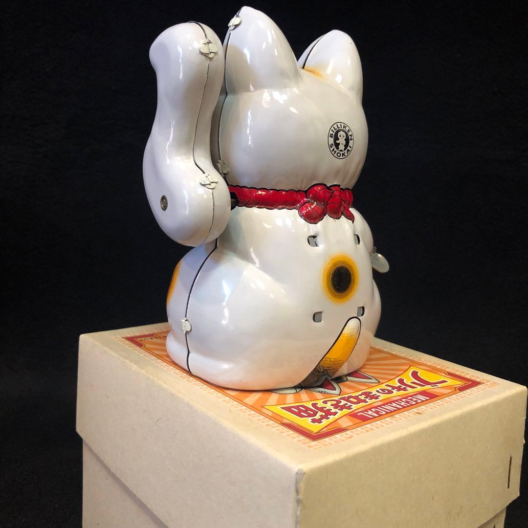 ブリキのまねき猫