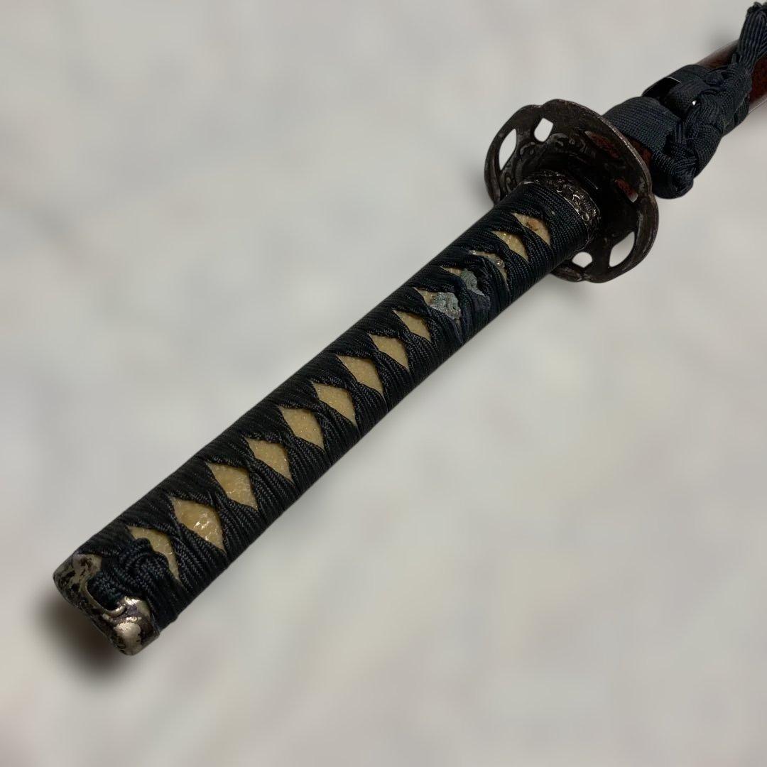 割安模造刀 濃緑柄 波絵透し丸鍔 梨地茶鞘