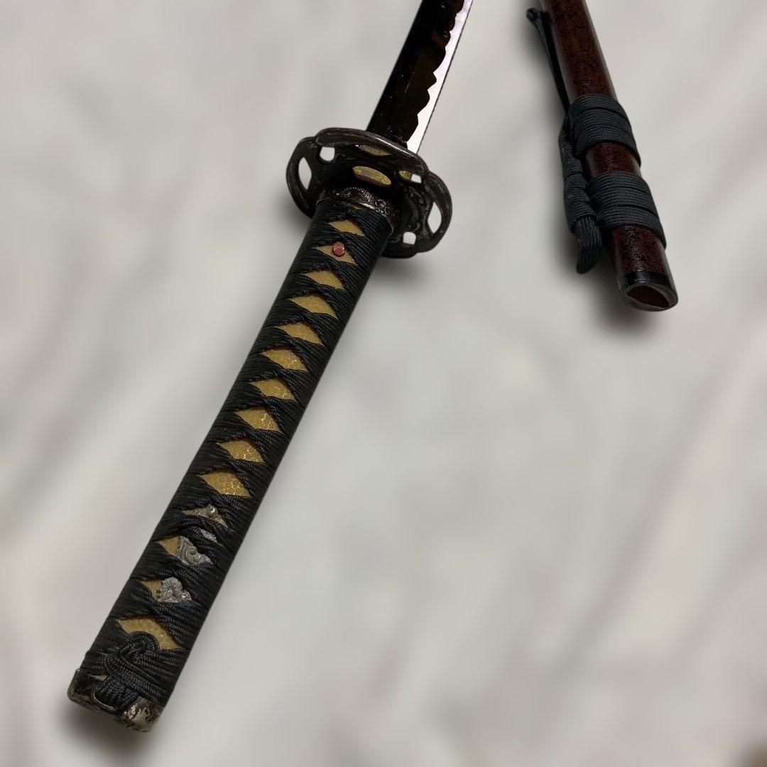 割安模造刀 濃緑柄 波絵透し丸鍔 梨地茶鞘