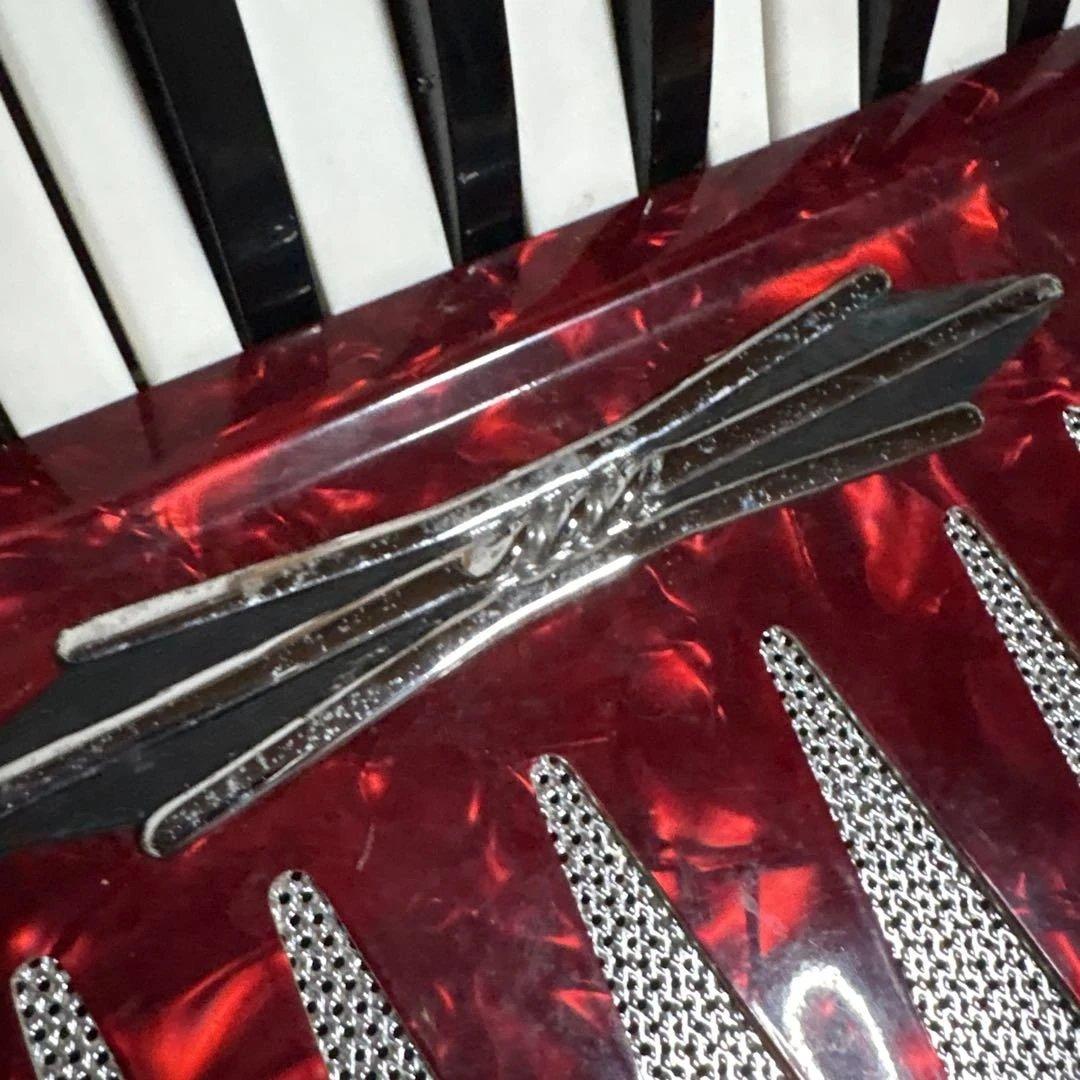 ヤマハ　YAMAHA アコーディオン　ピアノ　鍵盤　楽器　演奏　赤　ソフトケース