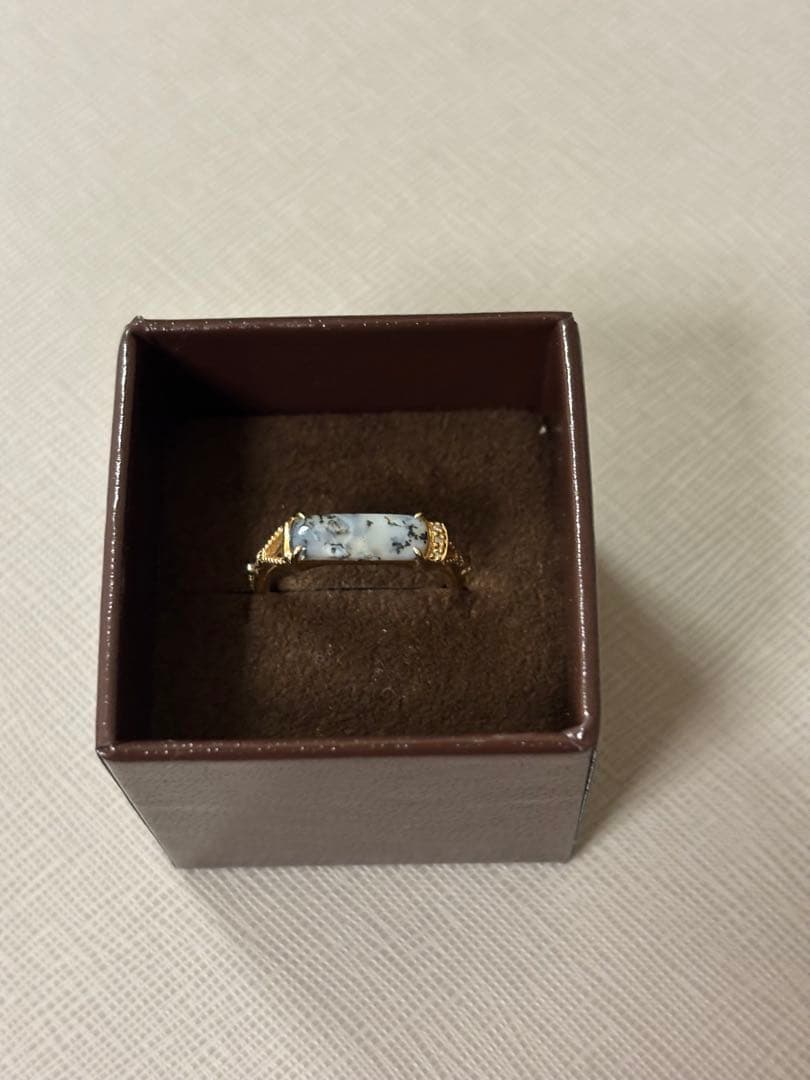 アガット　オパール　ダイヤ　リング