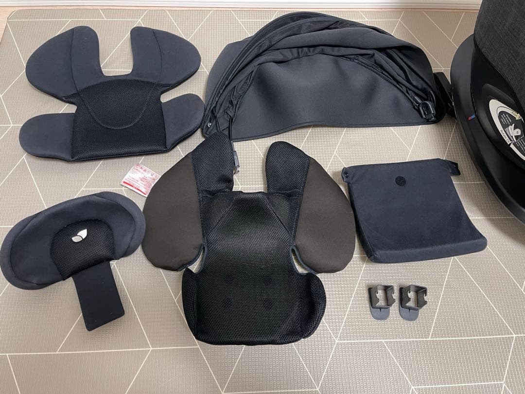 Joie ブラック チャイルドシート　アーク360