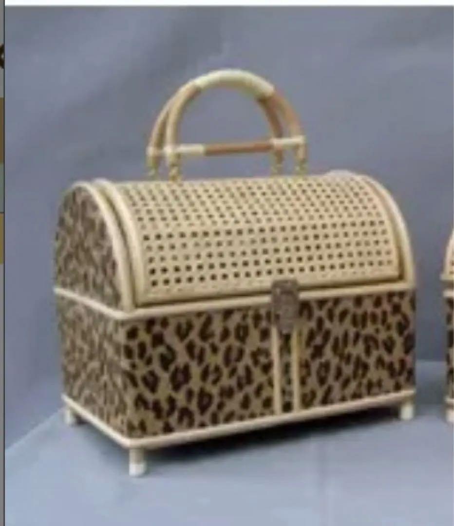 ヒョウ柄バンブーキャリーケース