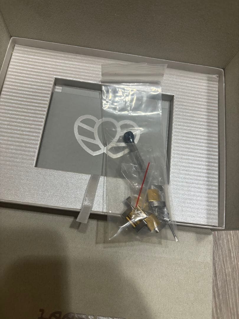 LAARVEE(ラーヴィー) ゴールド ブルー ダイバーズウォッチ