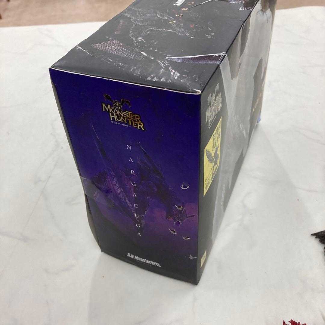 バンダイ NARGACUGA ナルガクルガ　フィギュア